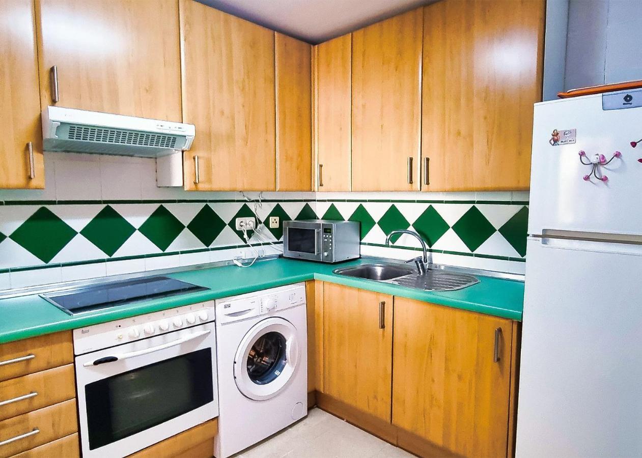 One-bedroom In Centre With Parking Included Appartement *
