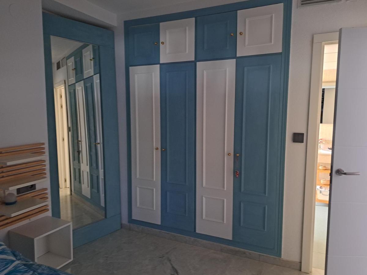 Con Jardin Y Piscina Pet Friendly Apartment