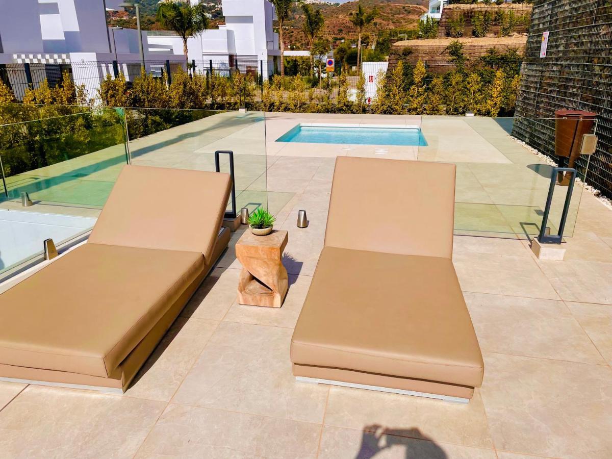 Exclusive New Within Santa Clara And Golf & Country Club Appartement Marbella