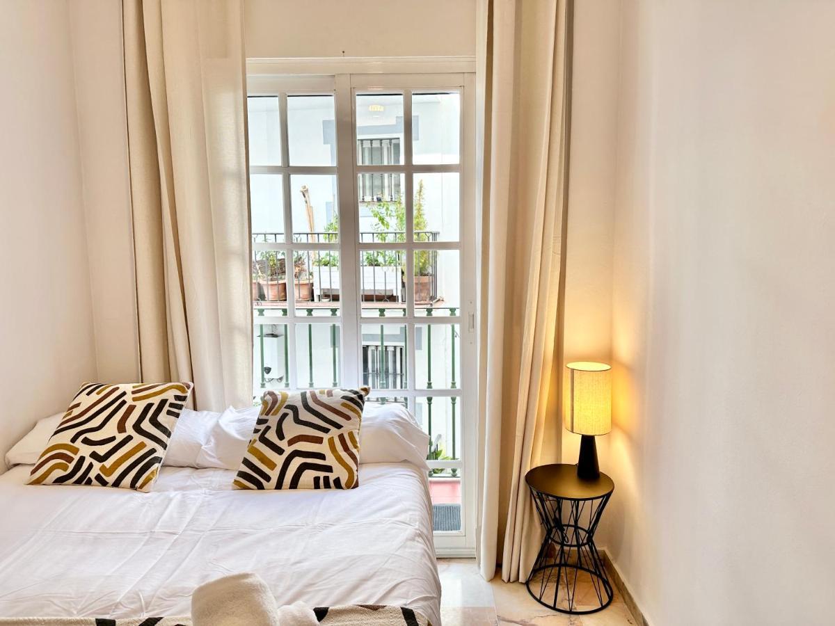 Apartment Old Town-300m From The
