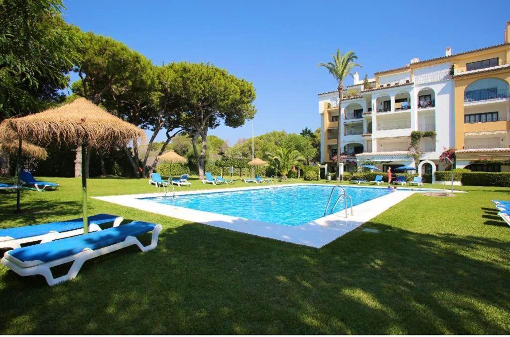Fascinante Hogar En Cabo Pino En Apartment Marbella