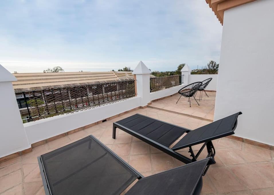 Apartamento Atico Nuevo En Lujosa Urbanizacion Junto A Restaurantes Y Cafeterias *