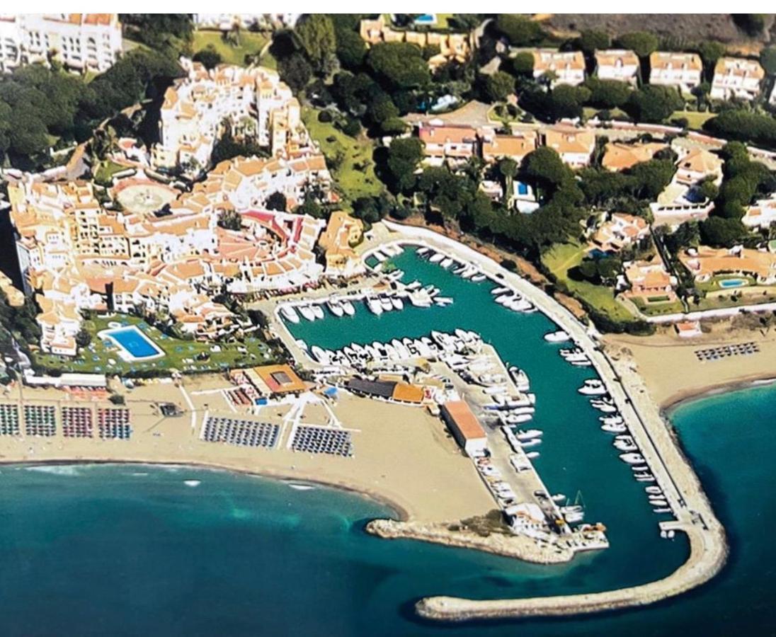 Fascinante Hogar En Cabo Pino En Appartement Marbella