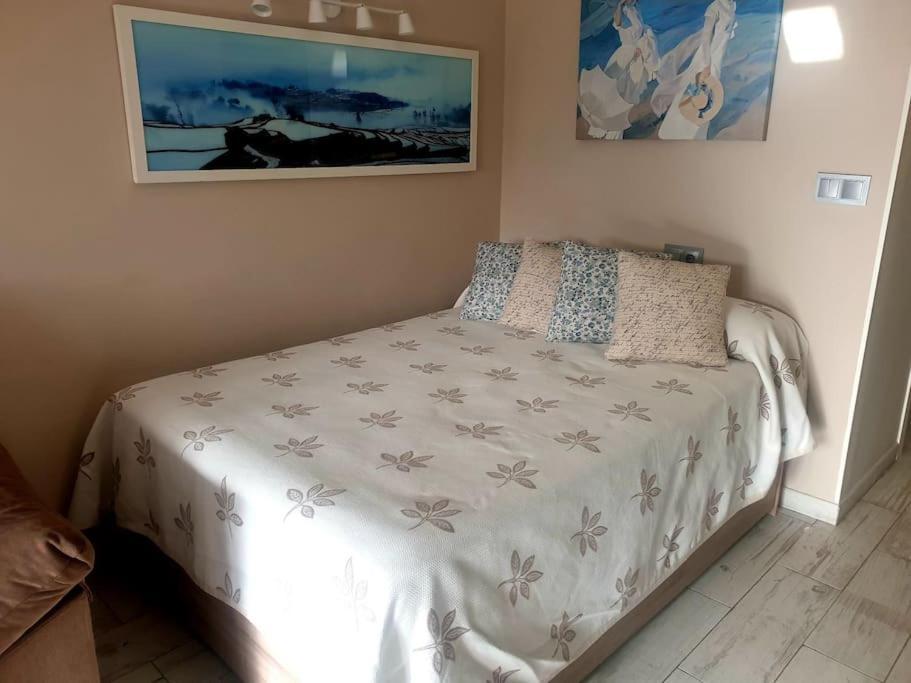 Precioso Estudio Con Piscina A 200m Del Mar