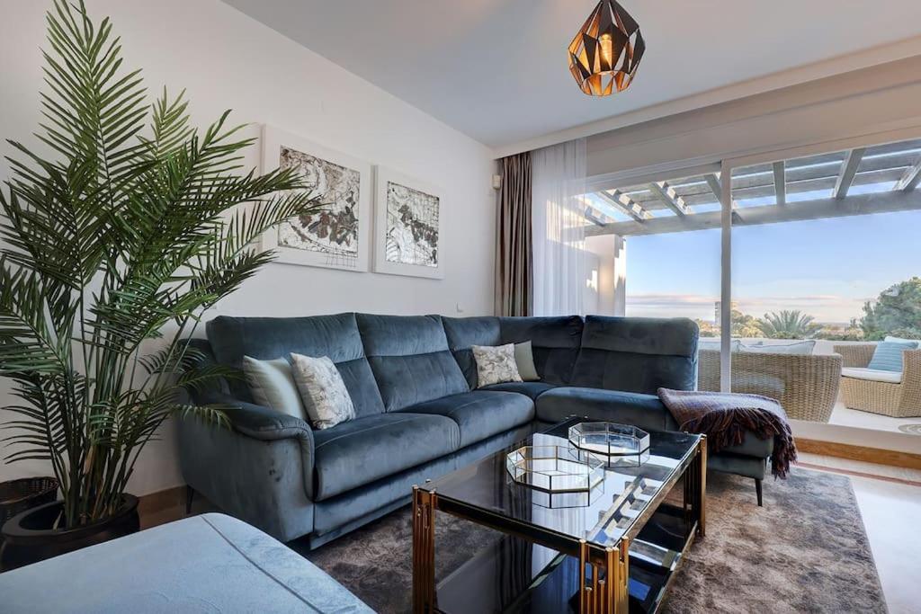 Luxurious 80m² Apartment, Stunning Sea Views - Rio Real Golf, Apartamento *