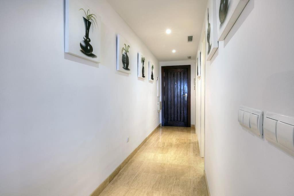 Luxurious 80m² Apartment, Stunning Sea Views - Rio Real Golf, Apartamento Marbella