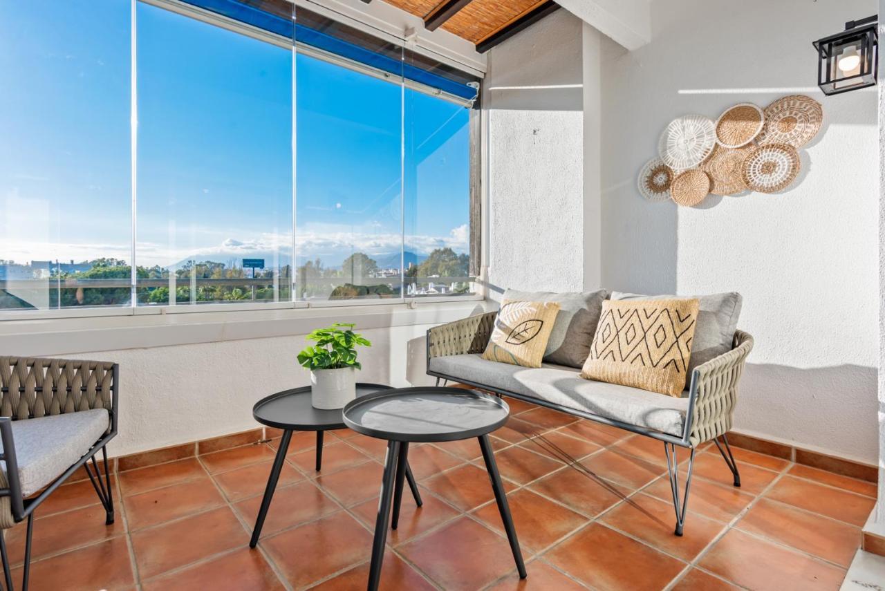 Modern - 2 Bedrooms, Beachside - Puerto Banus Marbella