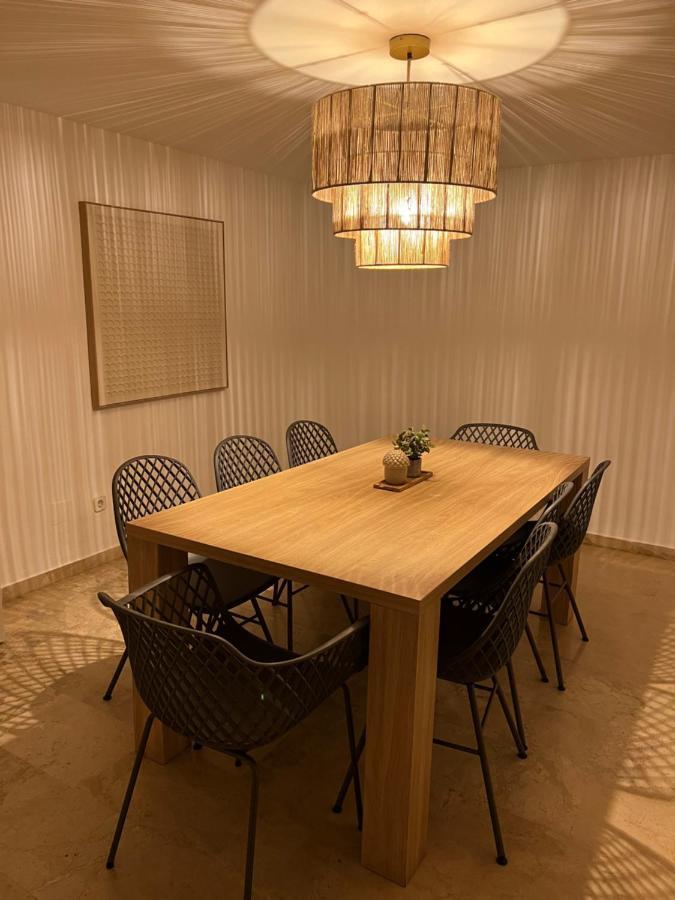 Impeccable Large With Immense Terrace And Private Garden Overlooking The Mountain, Featuring 2 Bedrooms And Sleeping Up To 4 Guests Located 100 Meters From Plaza Maestranza Apartamento