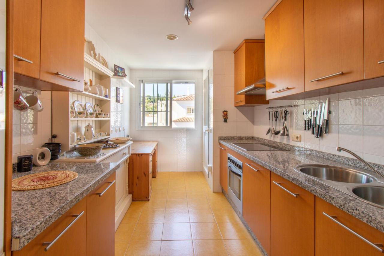Atico Familiar Con Terraza Y Bonitas Vistas Al Mar En - Rio Real 282g Apartment Marbella