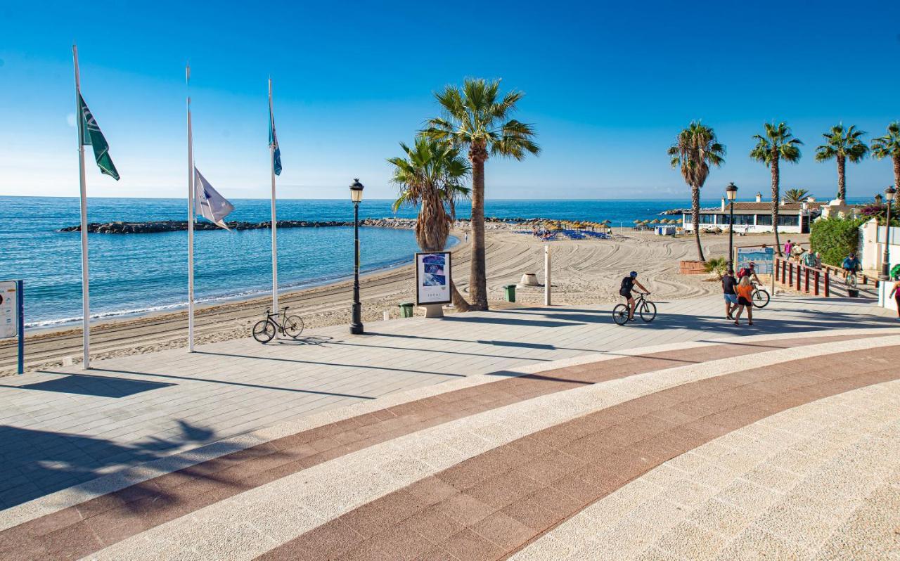 Apartment Modern - 2 Bedrooms, Beachside - Puerto Banus