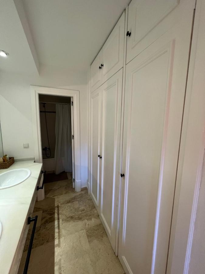 Apartamento Impeccable Large With Immense Terrace And Private Garden Overlooking The Mountain, Featuring 2 Bedrooms And Sleeping Up To 4 Guests Located 100 Meters From Plaza Maestranza *