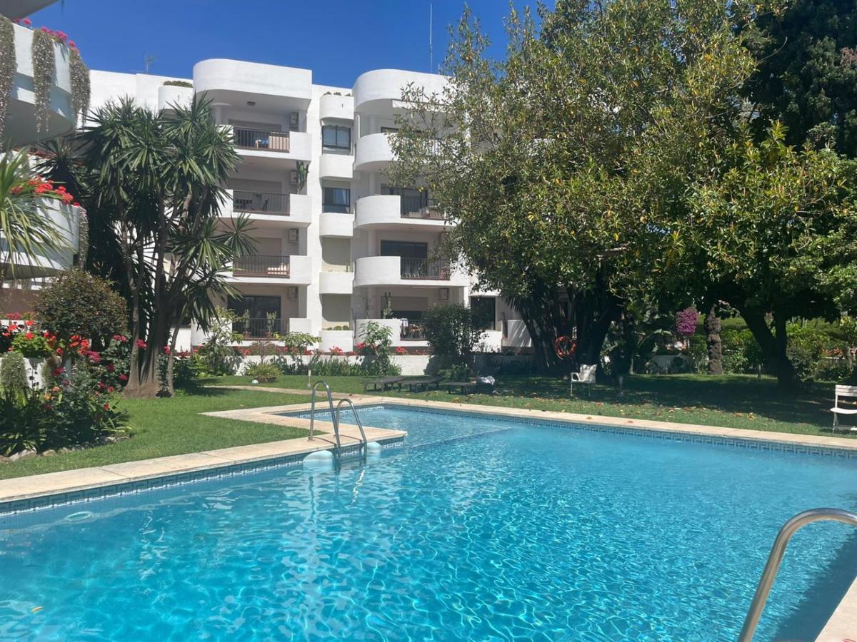 In Puerto Banus - And Luxury Apartamento