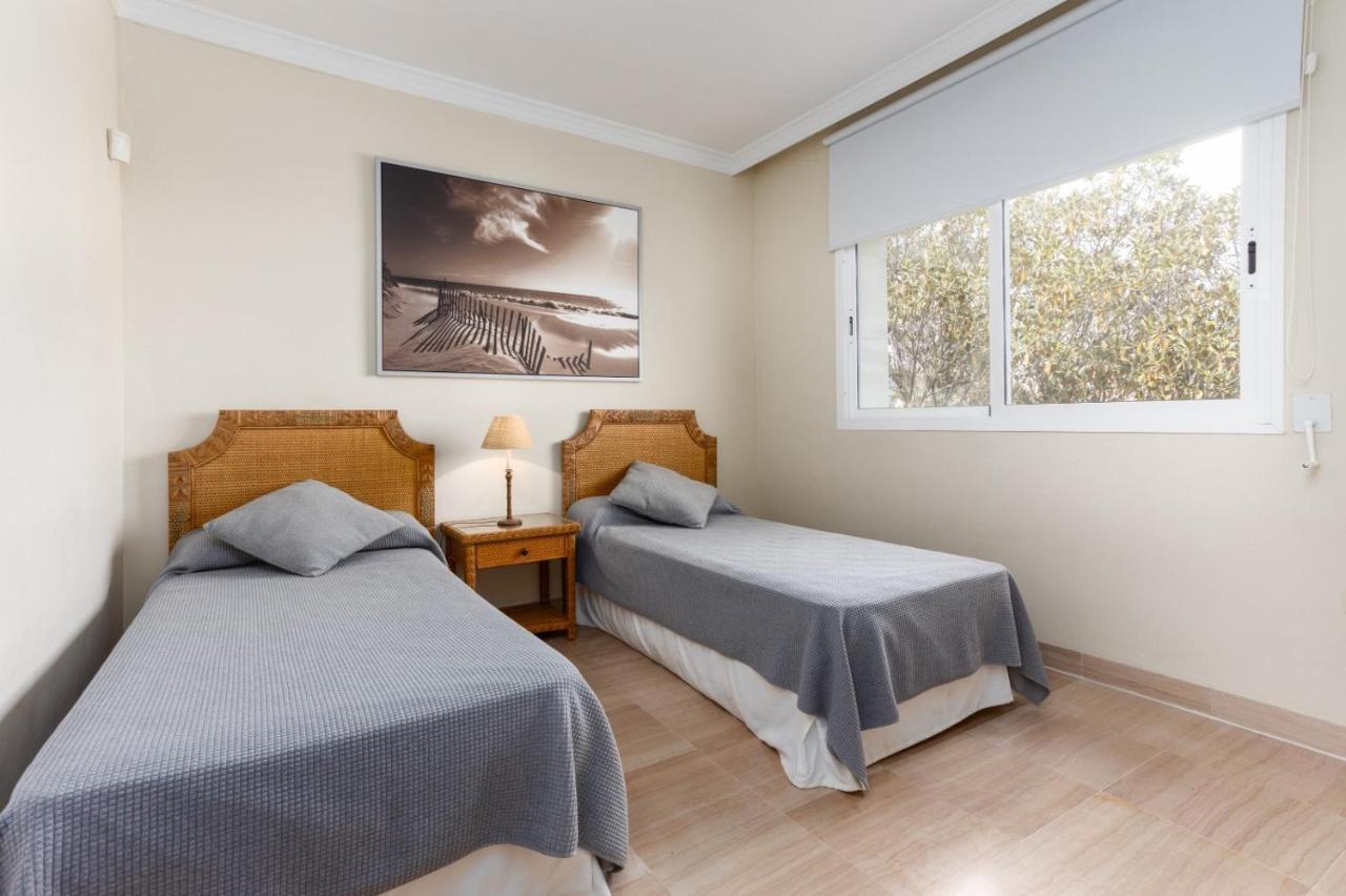 Homeforguest Front Line In Hacienda Playa