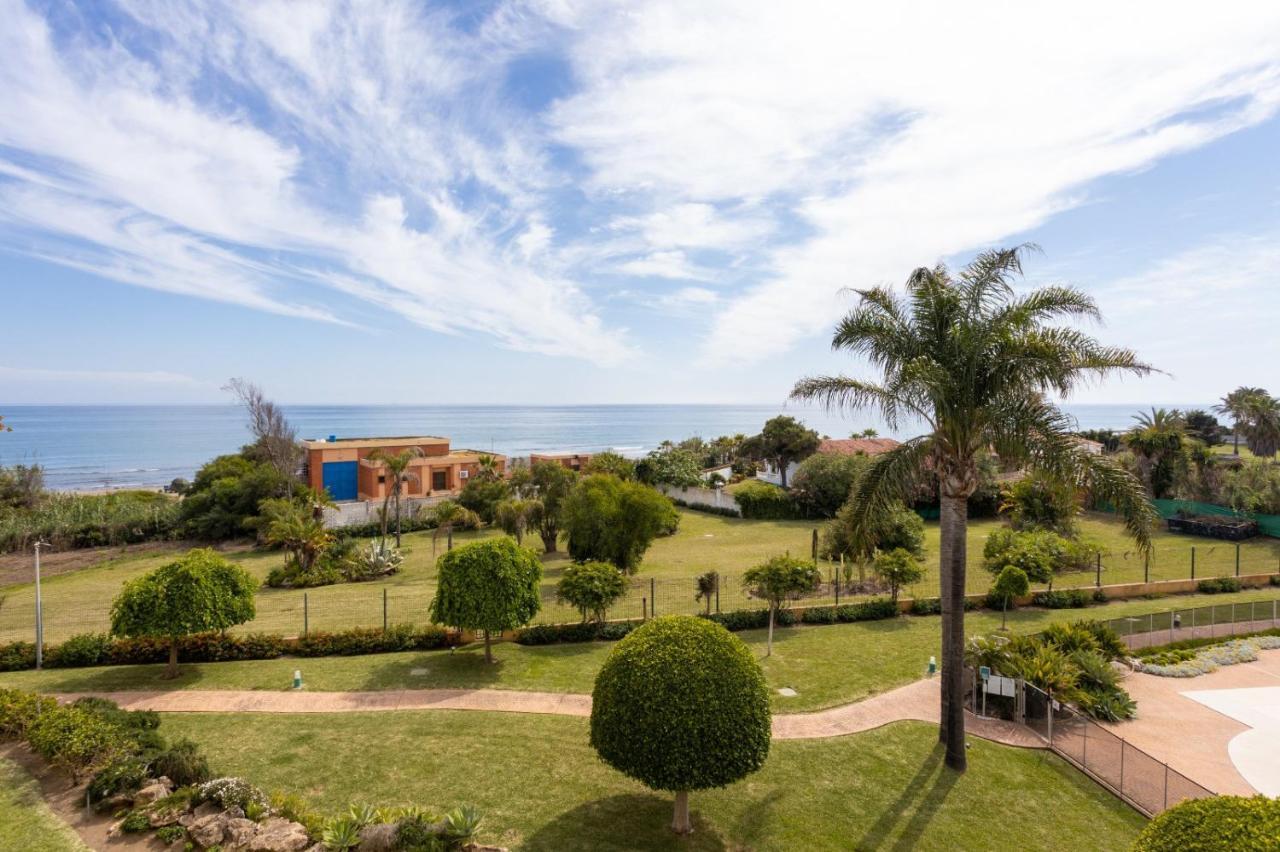 Homeforguest Front Line In Hacienda Playa Apartment Marbella