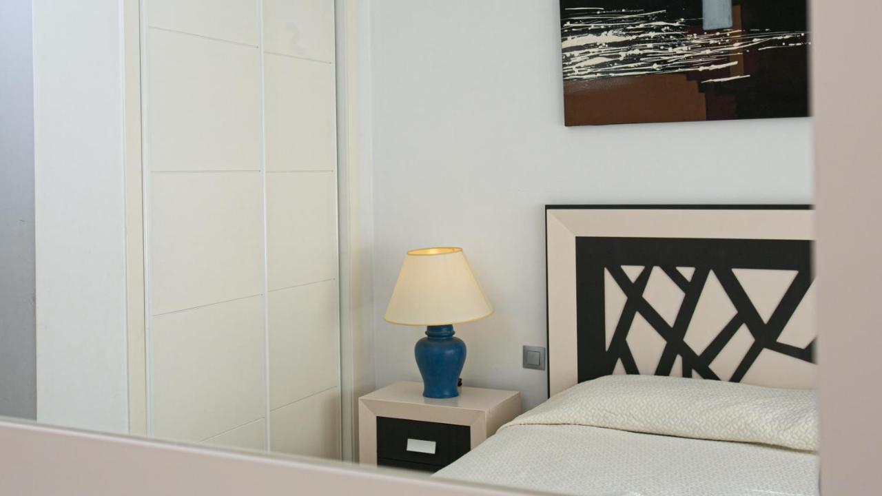 Apartment Front Sea View On Marbella's Promenade