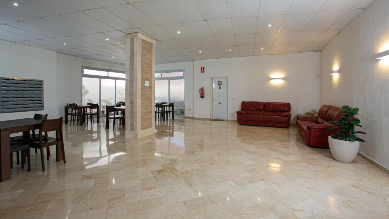 Front Sea View On Marbella's Promenade Apartment *