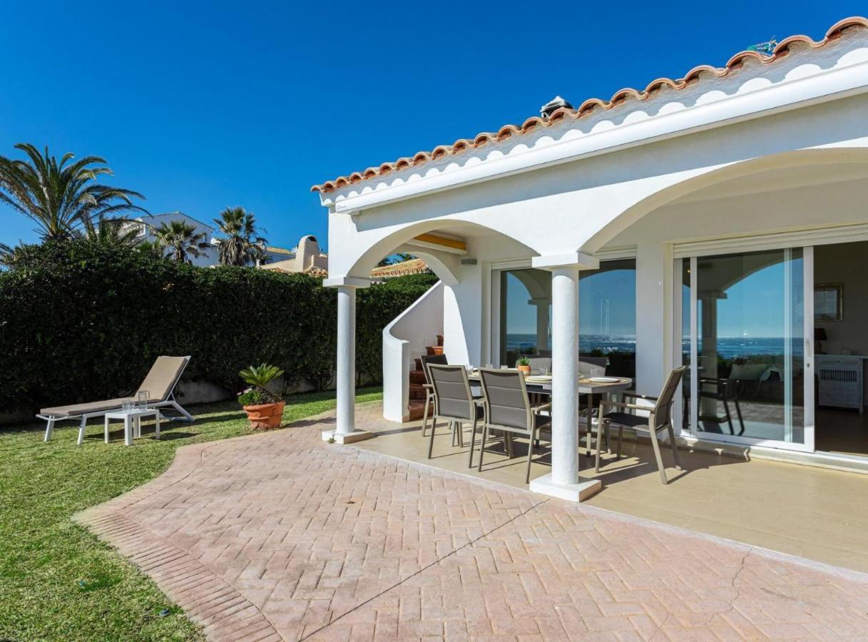 Charming On The Seafront * Marbella
