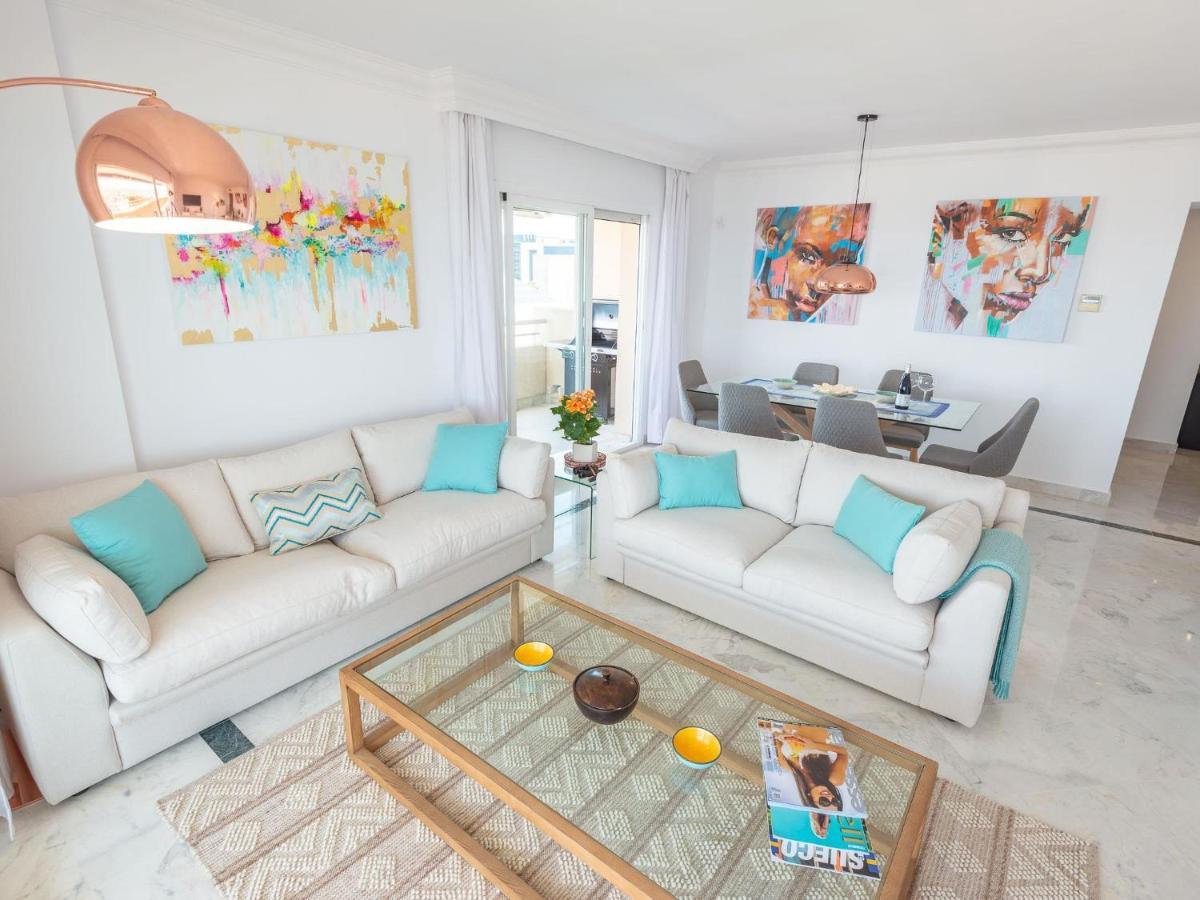 Apartment Vacation I Puerto Banus Sea Front, View, 24-7 Security, Pool *