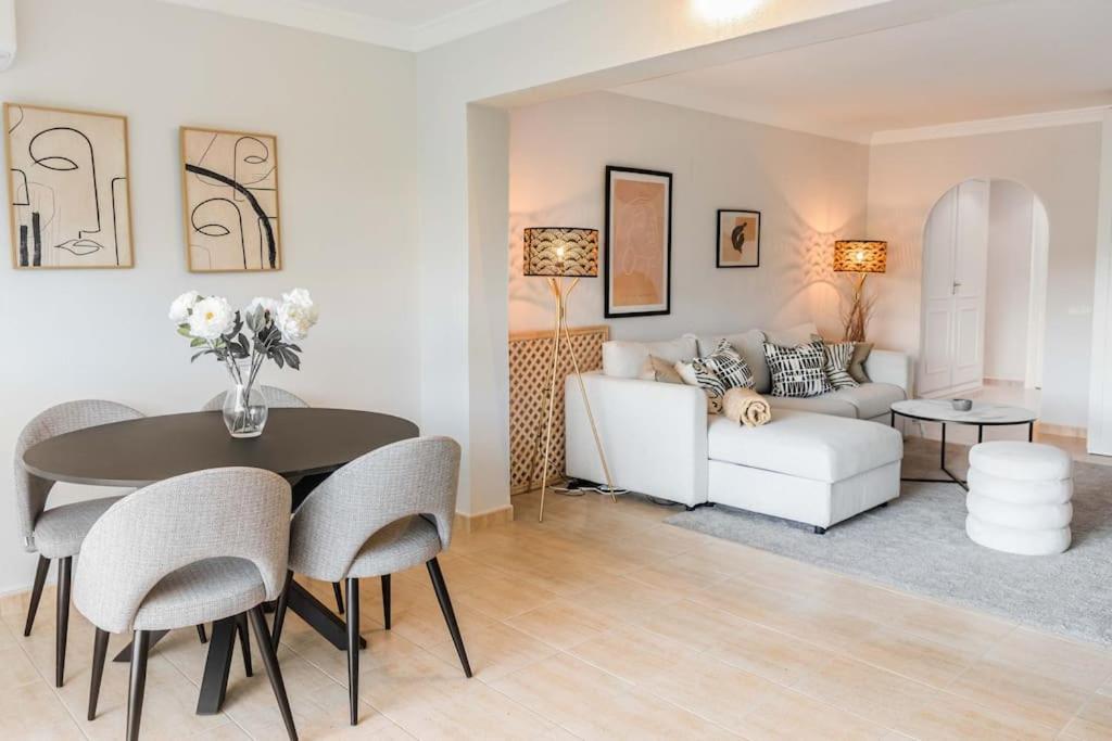 Azahara 1 2b Apartment *