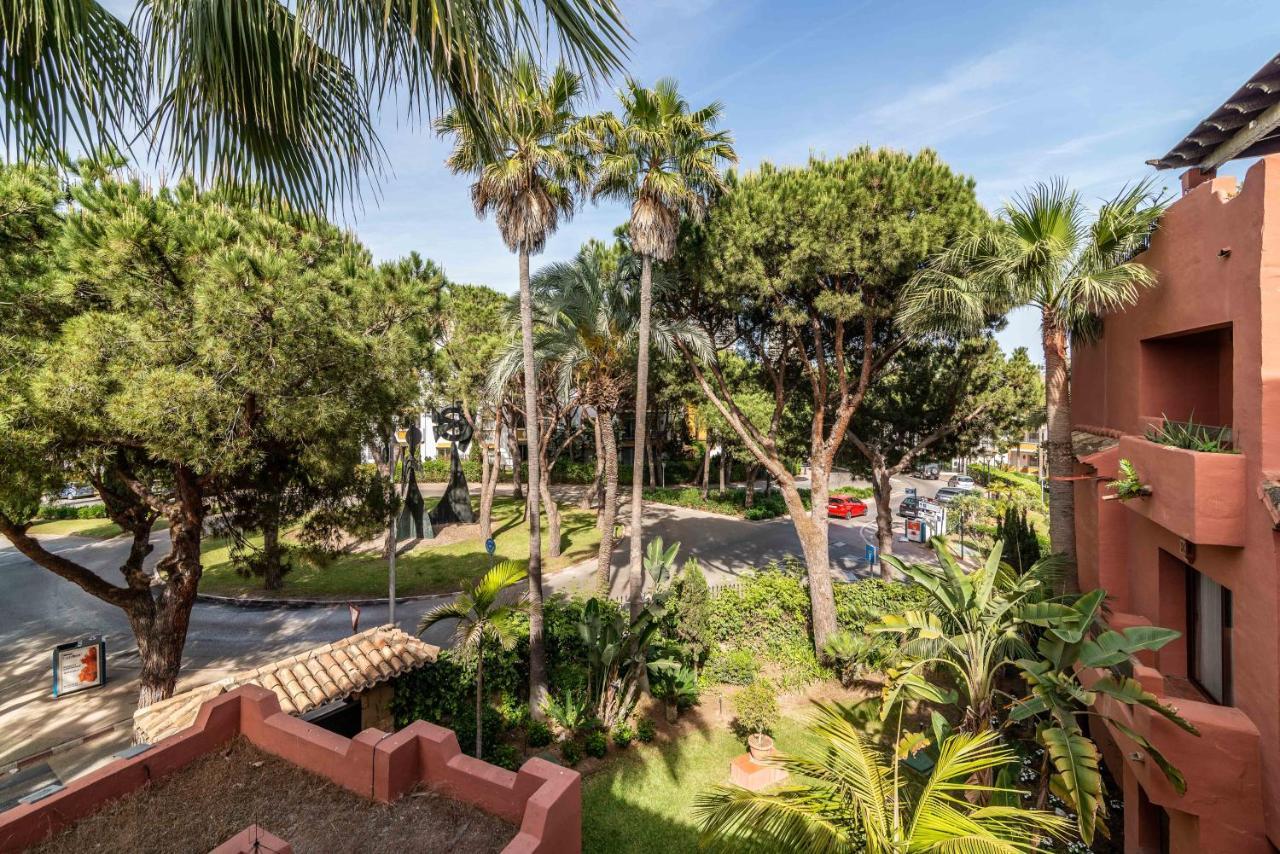 Luxury Spacious Penthouse & Garage 150m To Apartamento