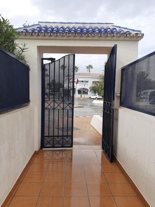 Apartment Piscina, Playa, Wifi, Seguridad 24h Marbella