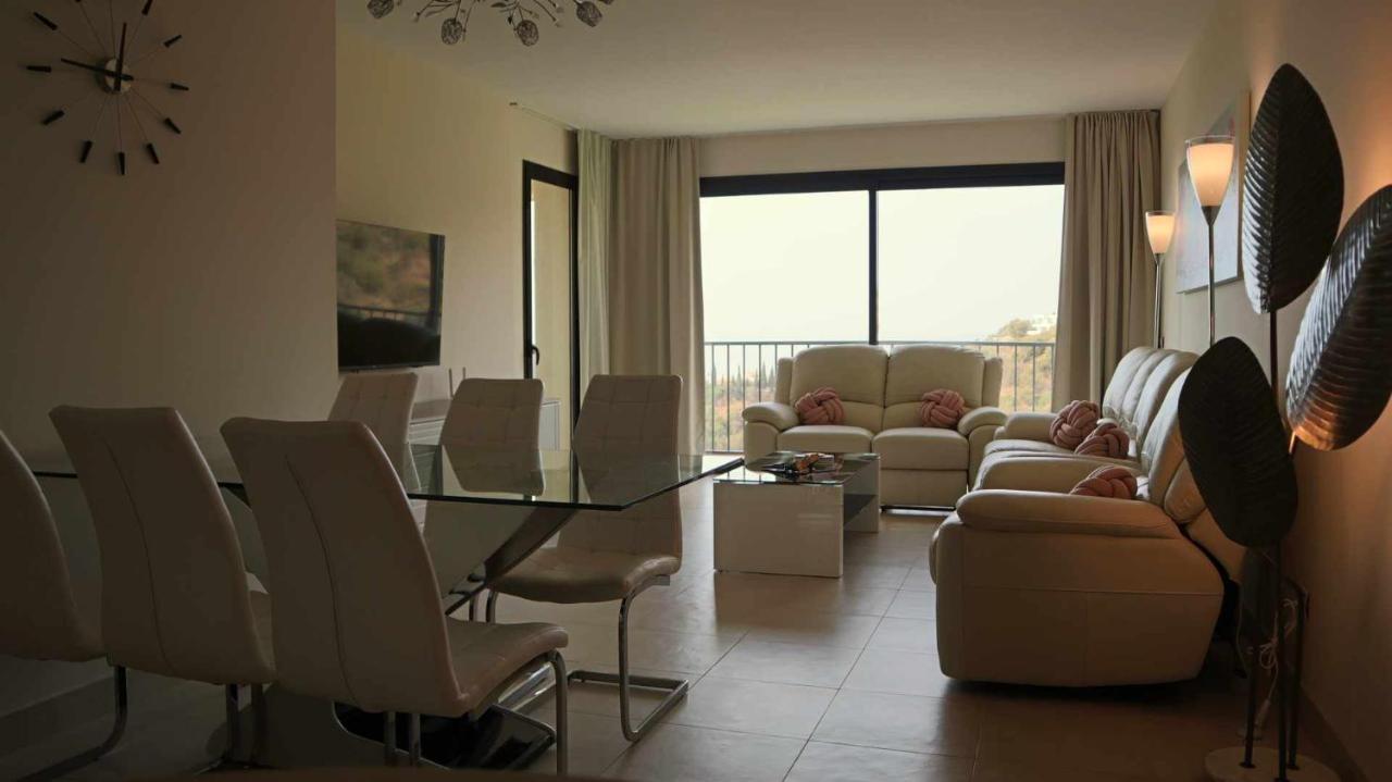 Apartment Samara By Houselogy *