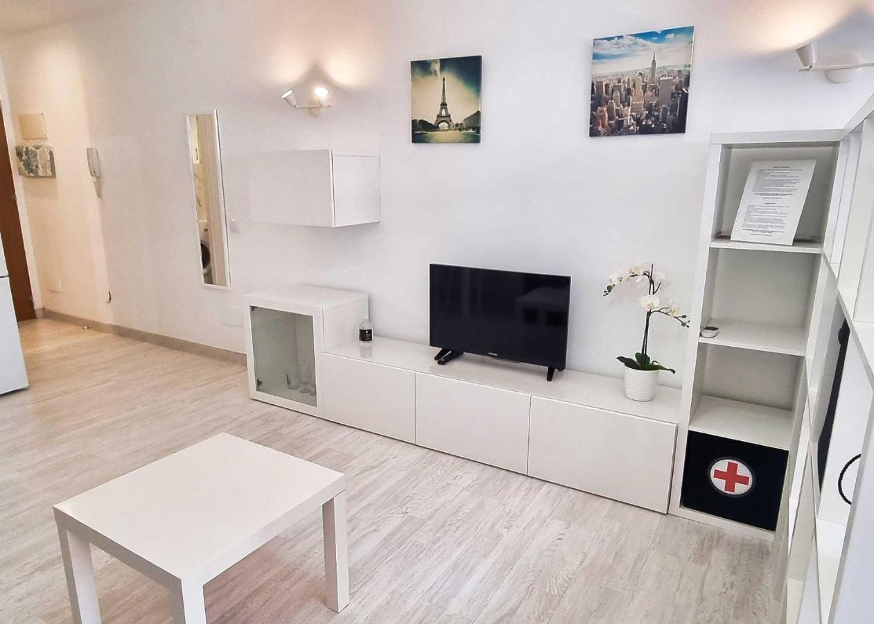 Marino Ii 206. Great Second-line To The In Centre. Apartment