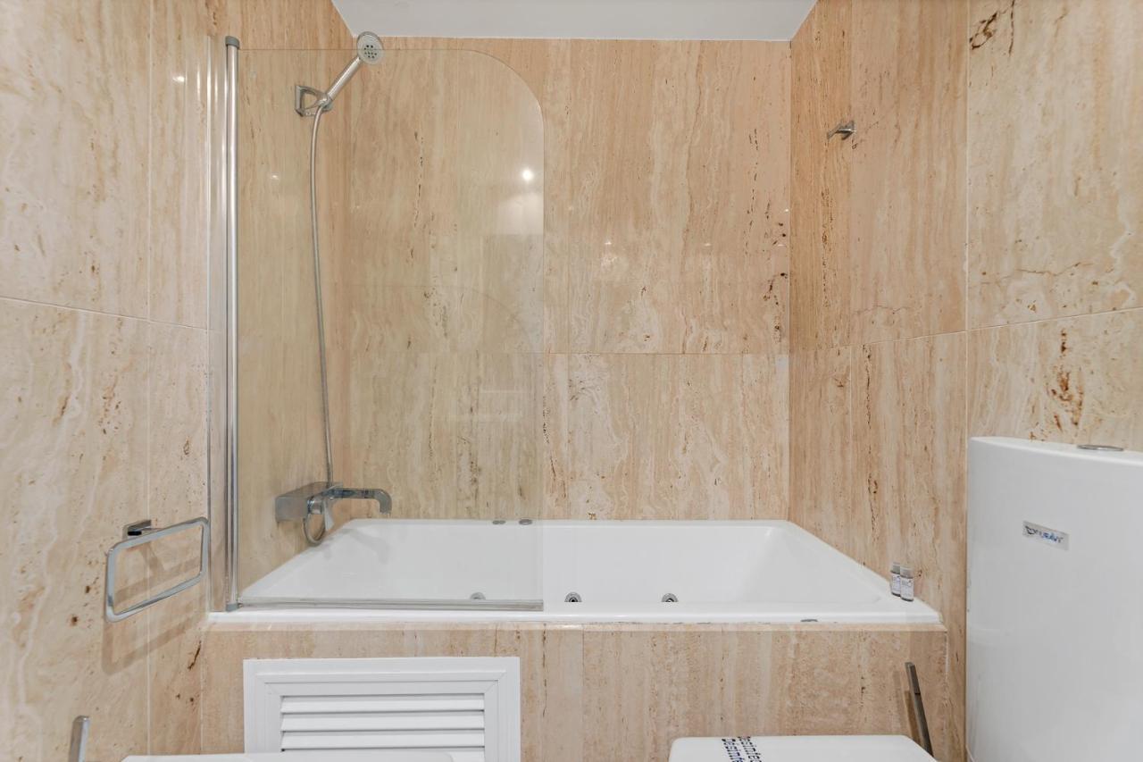 Modern & Peaceful 2br W/parking - Medina Banus *