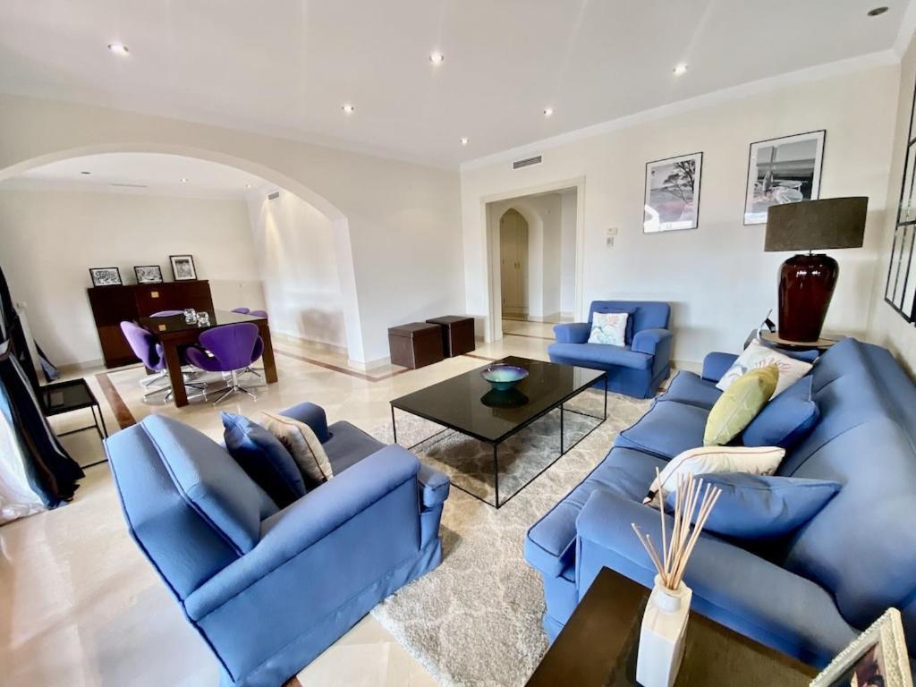 Beautiful 5 * Penthouse Very Near The * Marbella