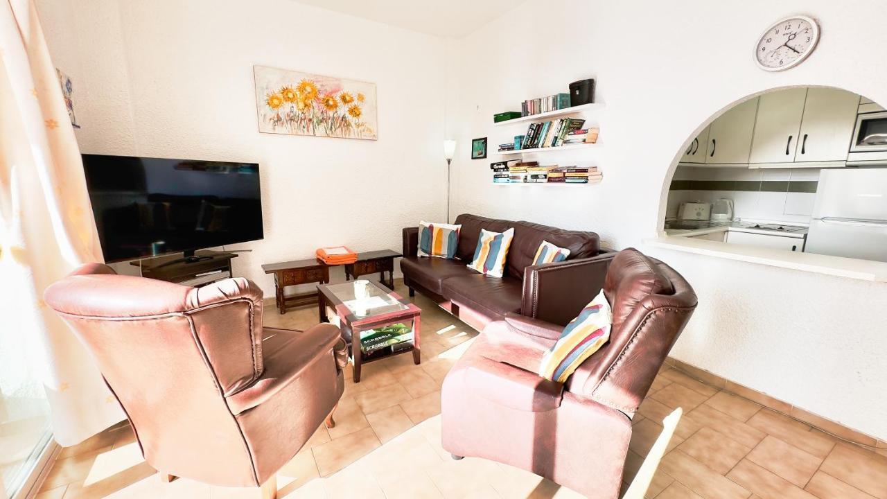 Skol 343. Two Bedroom With Sea Views In Marbella. Apartment