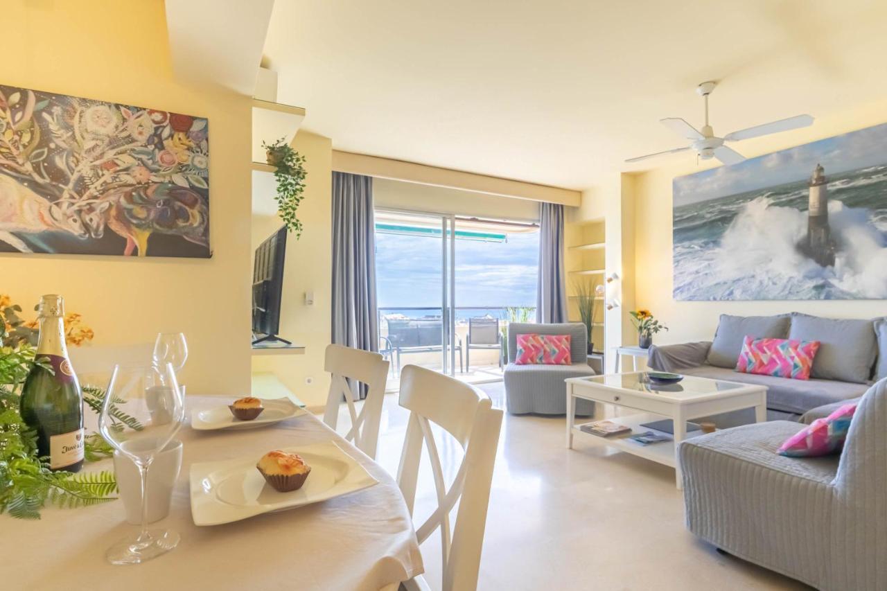 Appartement Next Don Carlos And Nikki B - Happy *