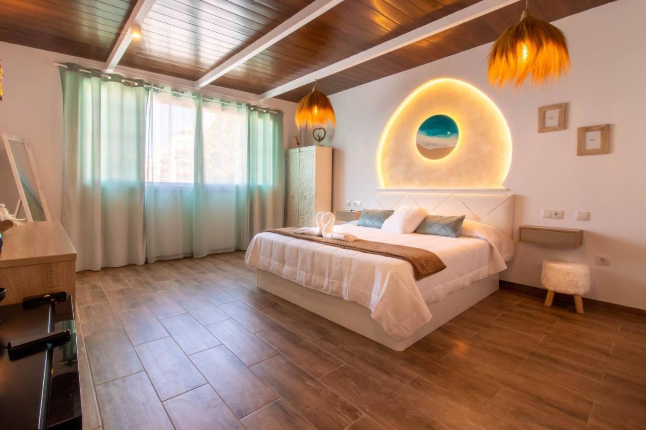 In Guest - Private In The Fishing Port Of Guest house *