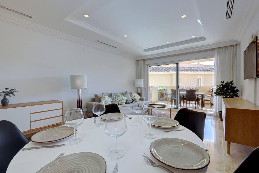 Apartamento Stunning 2 Bedroom In Aloha Hill Club Marbella