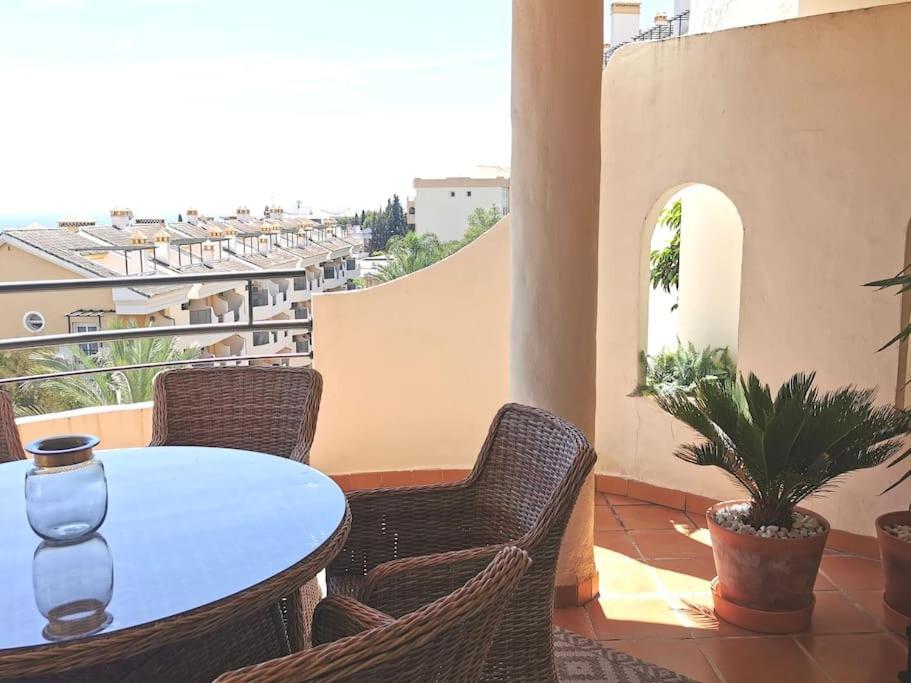 Walking Distance To Puerto Banus Sea View *