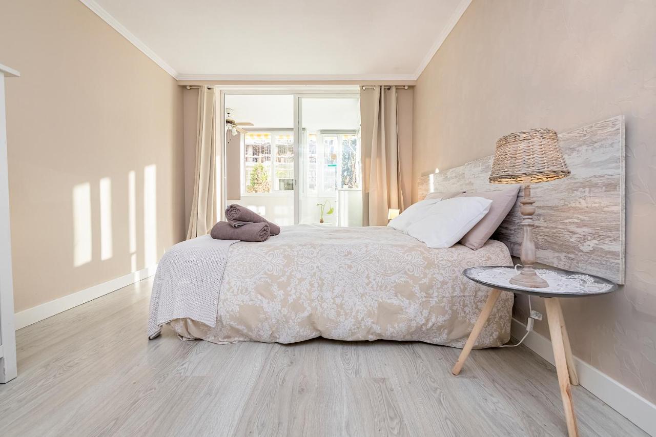 Bhost - Center Apartment *