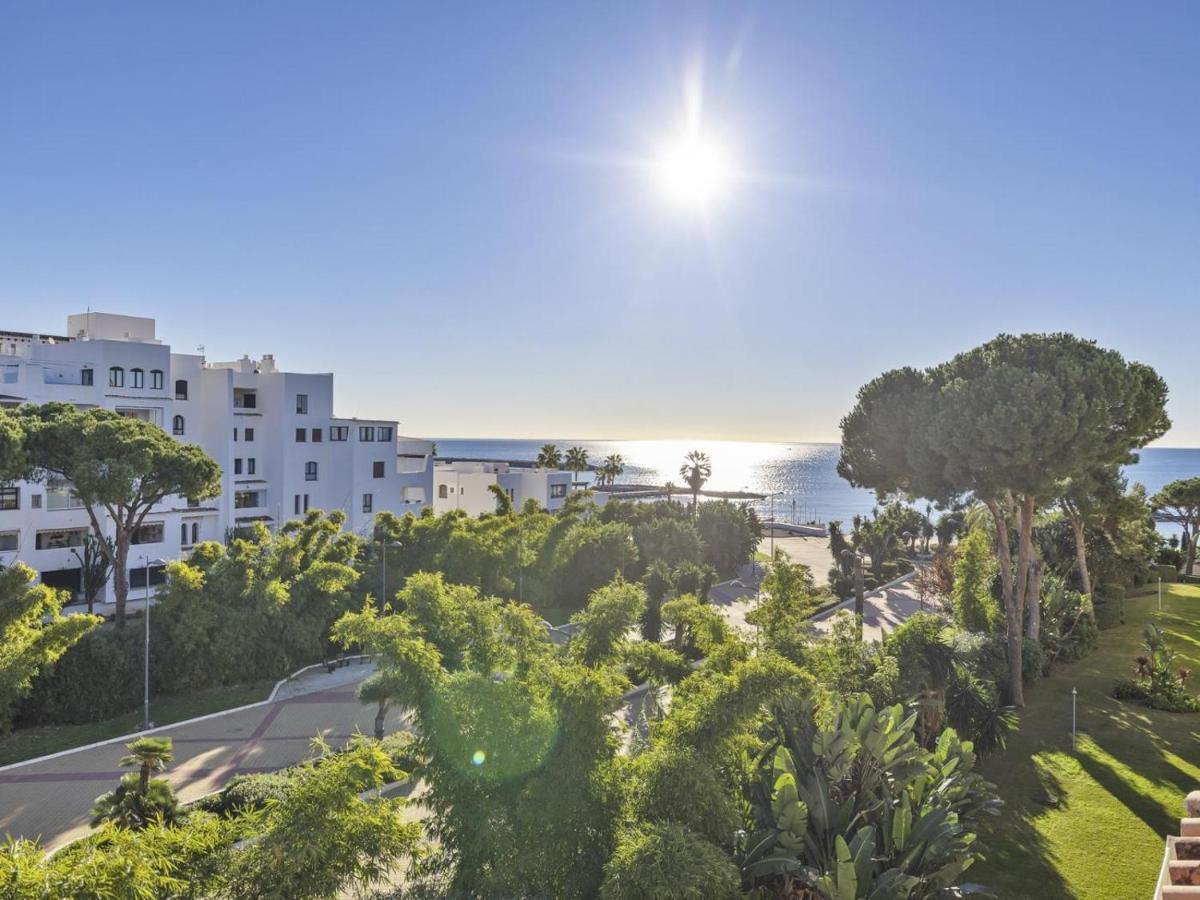 Apartment Soleado Atico Frente Al Mar En Puerto Banus *