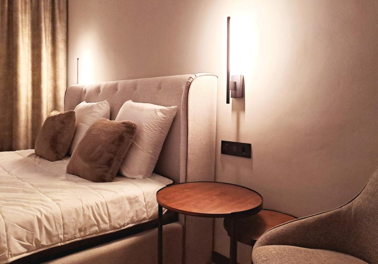 Apartment Noctua Penthouse Golden Mile 001