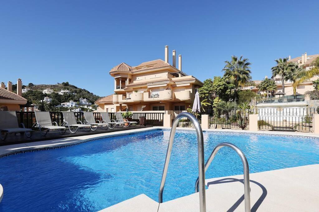 Stunning 2 Bedroom In Aloha Hill Club Apartamento