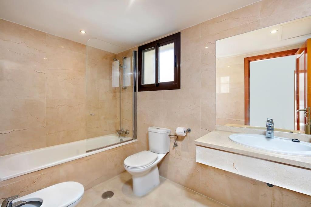 Villa Luxury 6 Bedroom Villa, *