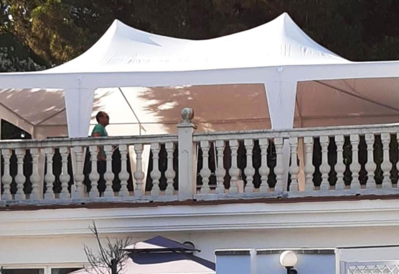 Domus Vesta Pousada *