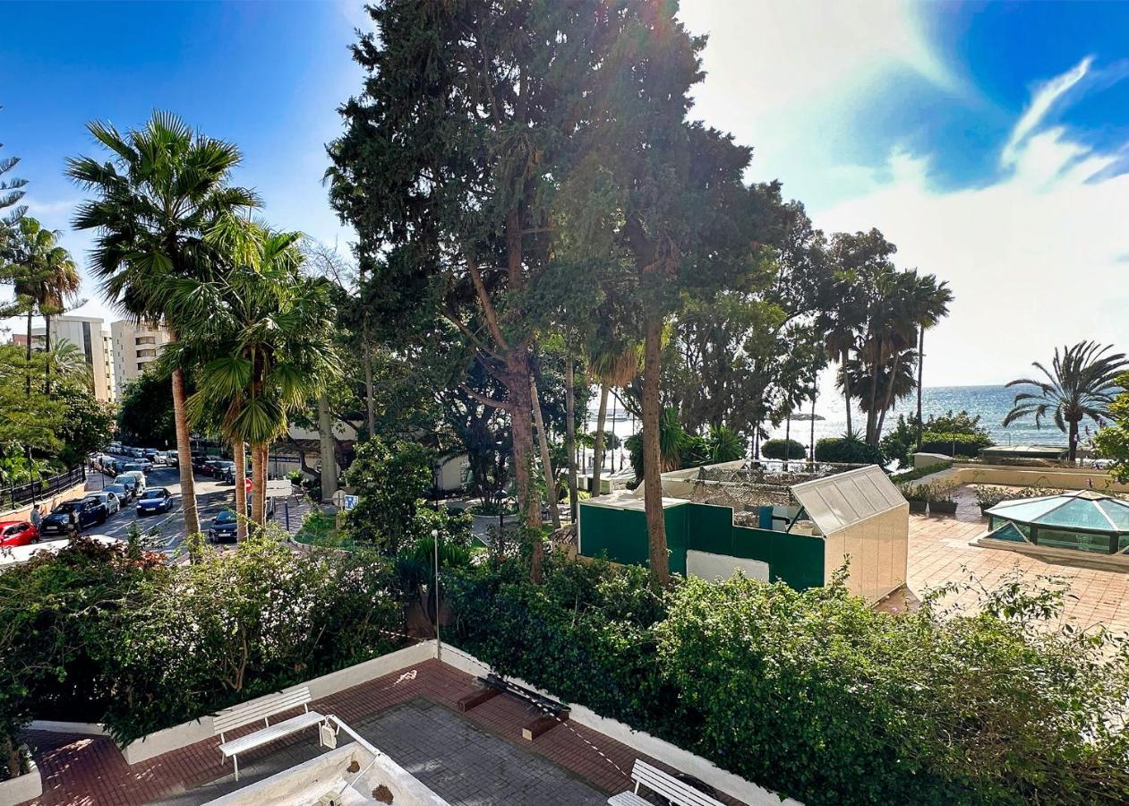 Skol 131 - At Skol Building In Centre With Sea Views. Apartment Marbella