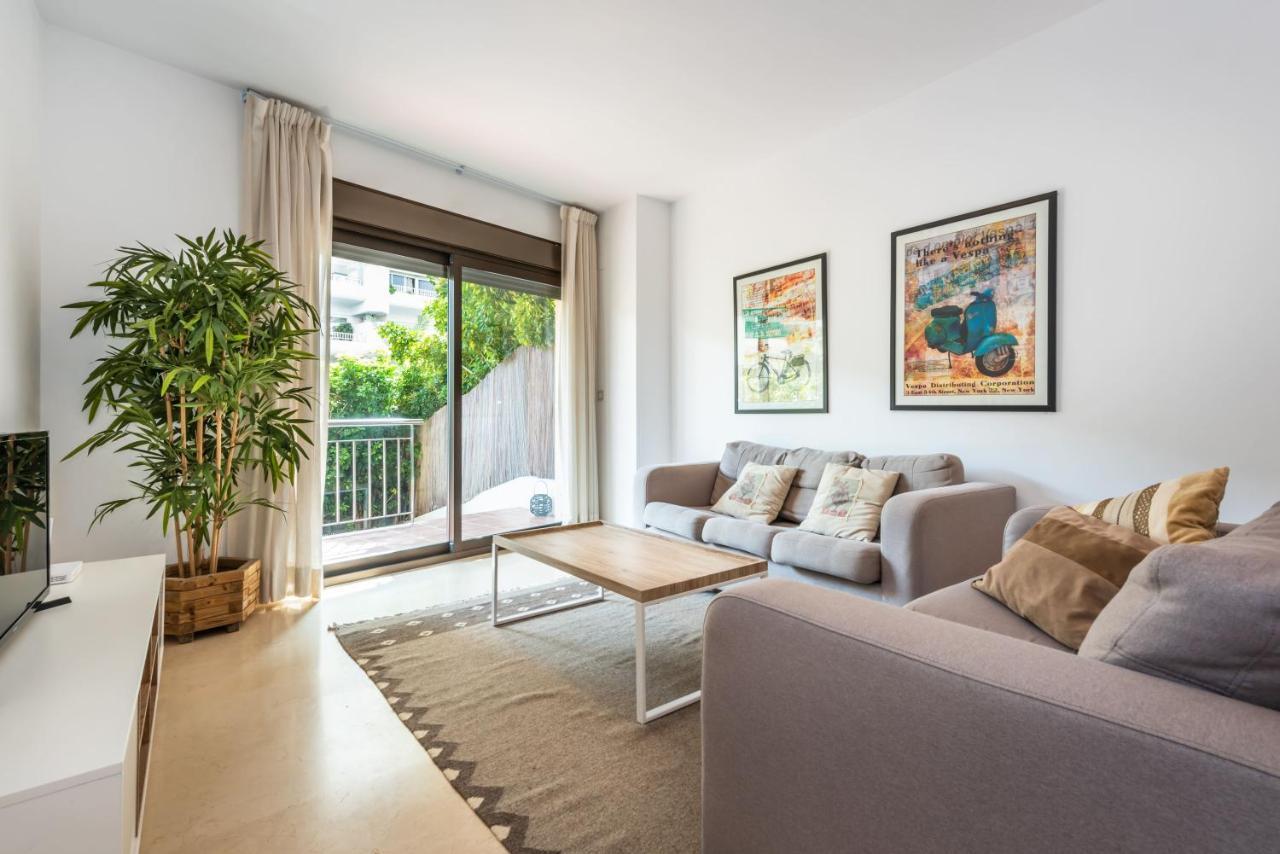 Apartment Center I *