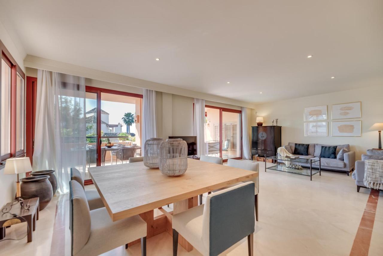 Vacation Marbella: Beachfront Luxury Duplex Penthouse Apartment Marbella