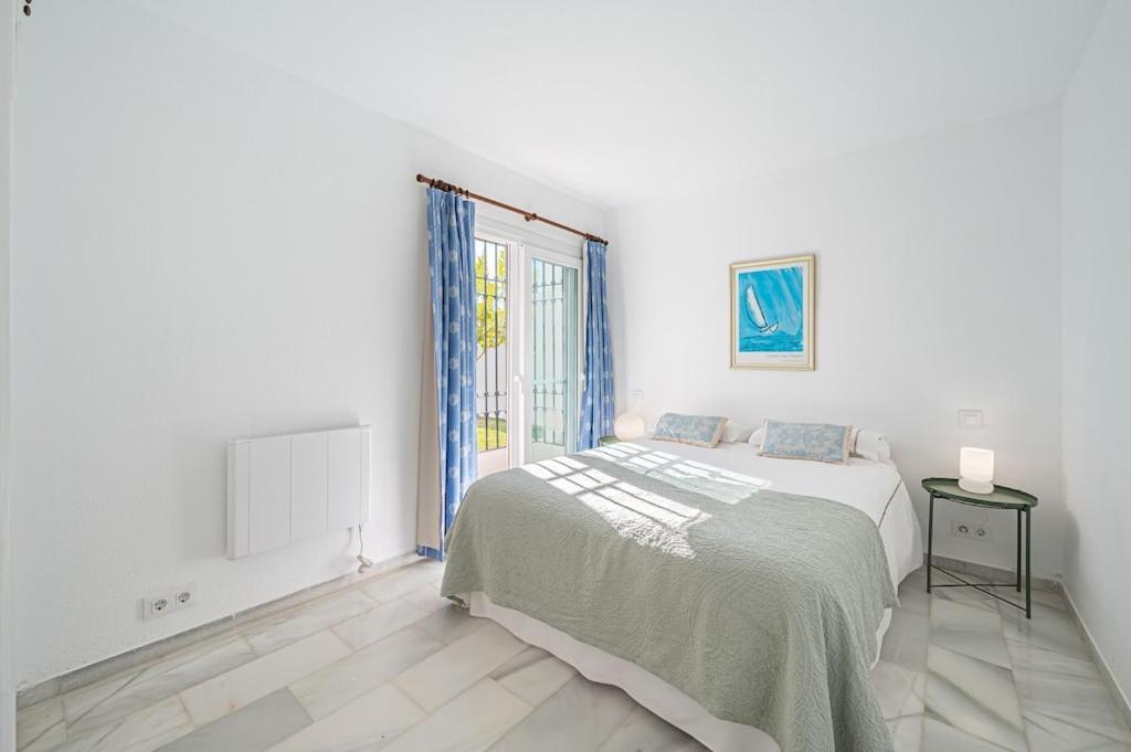 Con Piscina Privada Y Jardin Holiday home Marbella