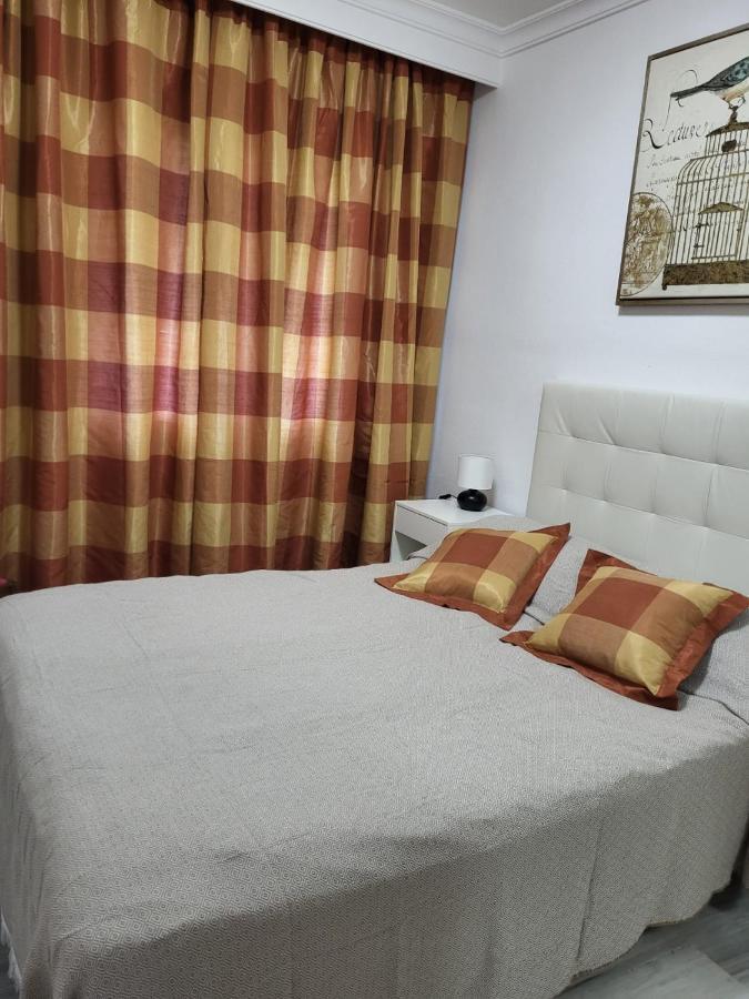 сozy 2 Bedroom In Area Of Apartment