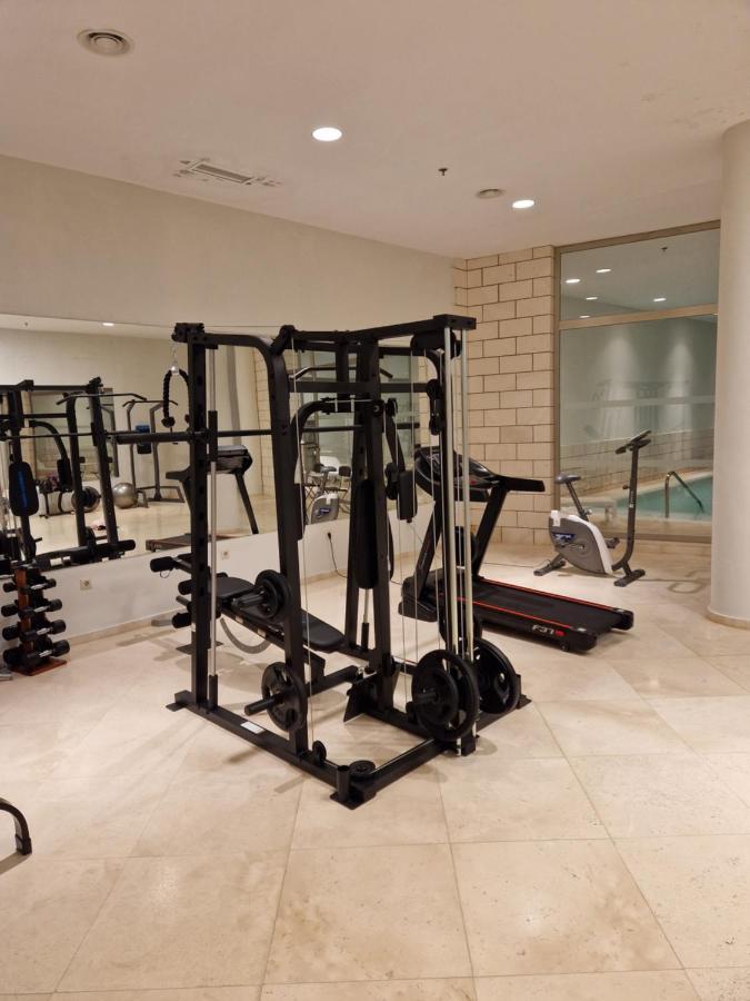 Luxurious 2 Bedroom Townhouse In Sierra Blanca