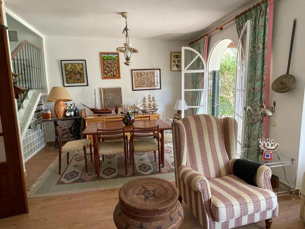 Spacious House With Private Pool Next To Golf Club