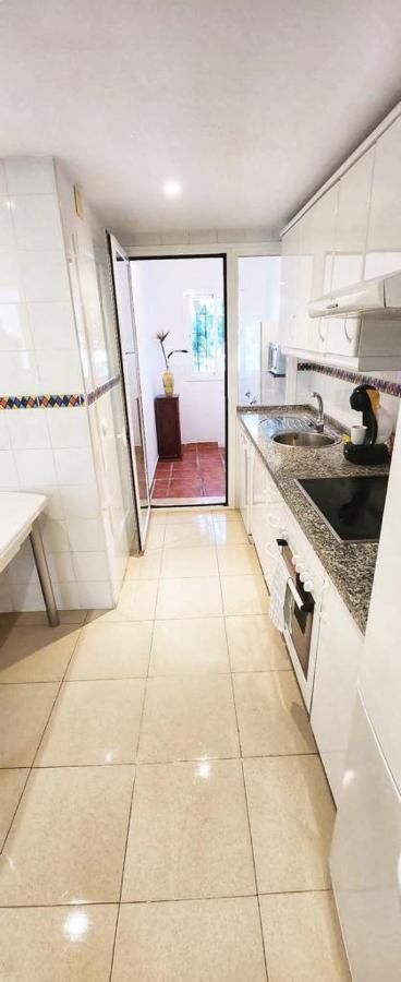 Marbella, Nueva Andalucia, 3 Floors, Pool Villa *