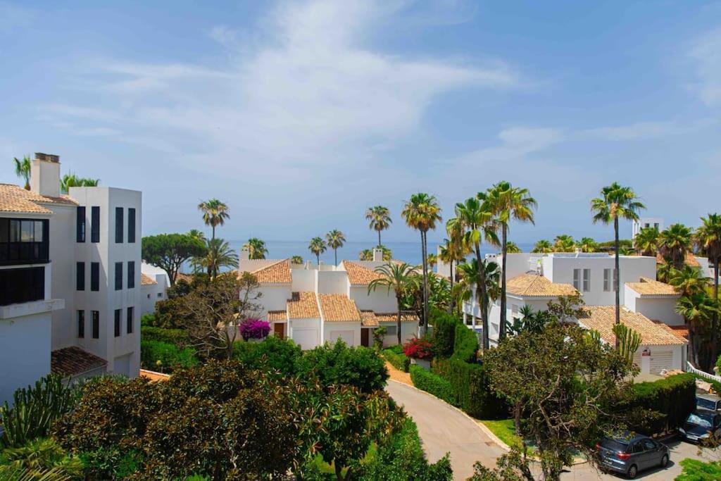 Beautiful 3bdrs Apartm. Seaviews/las Golondrinas/don Carlos *