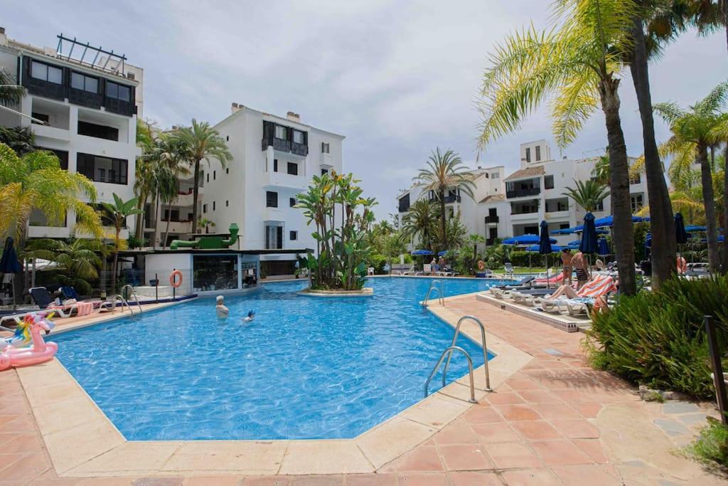 Beautiful 3bdrs Apartm. Seaviews/las Golondrinas/don Carlos Appartement Marbella